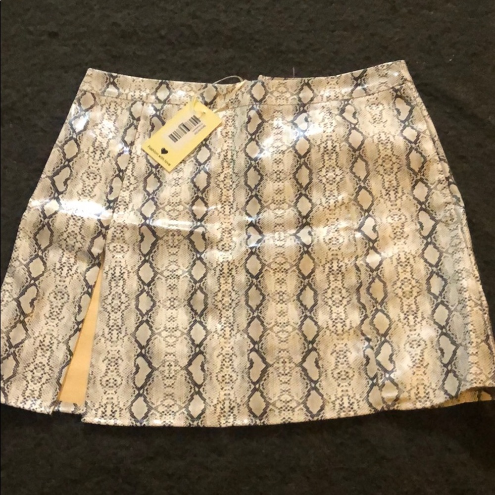 Snake skin skirt with tags